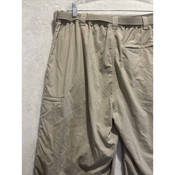 LL Bean Hiking Pants Men's XL Khaki Tan Nylon Straight Gorpcore Stowaway Belted - Picture 11 of 16